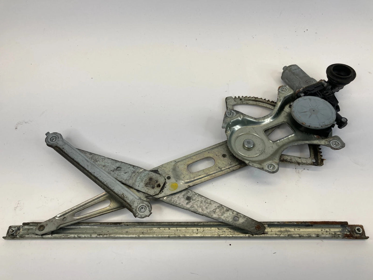 2006-2008 LEXUS IS250 IS350 FRONT LEFT DOOR POWER WINDOW MOTOR 85720-58010 OEM