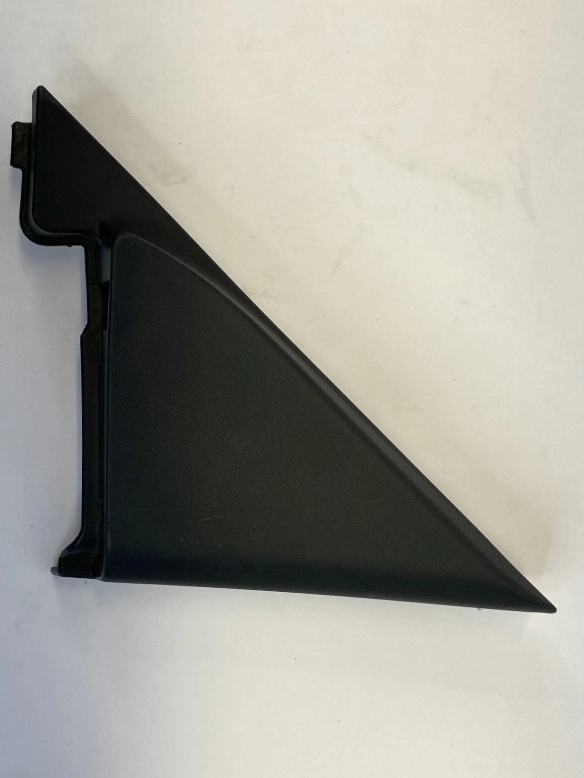 2001-2005 HONDA CIVIC SEDAN RIGHT PASSENGER INTERIOR MIRROR COVER CORNER TRIM