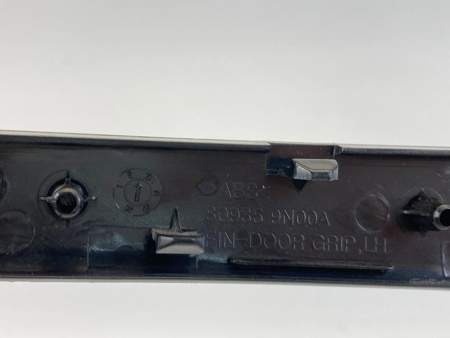 09-14 NISSAN MAXIMA FRONT LEFT INTERIOR DOOR PULL HANDLE TRIM BEZEL 80935-9N00A