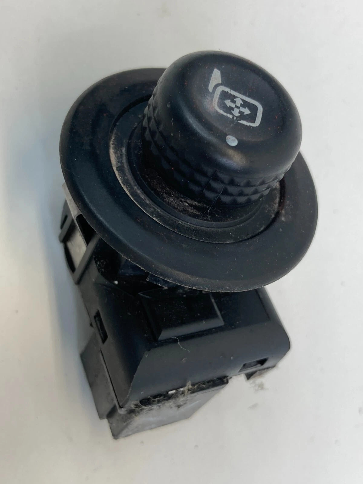 2006-2012 FORD FUSION FRONT LEFT DOOR POWER MIRROR SWITCH BUTTON 9L3T-17B676-AA