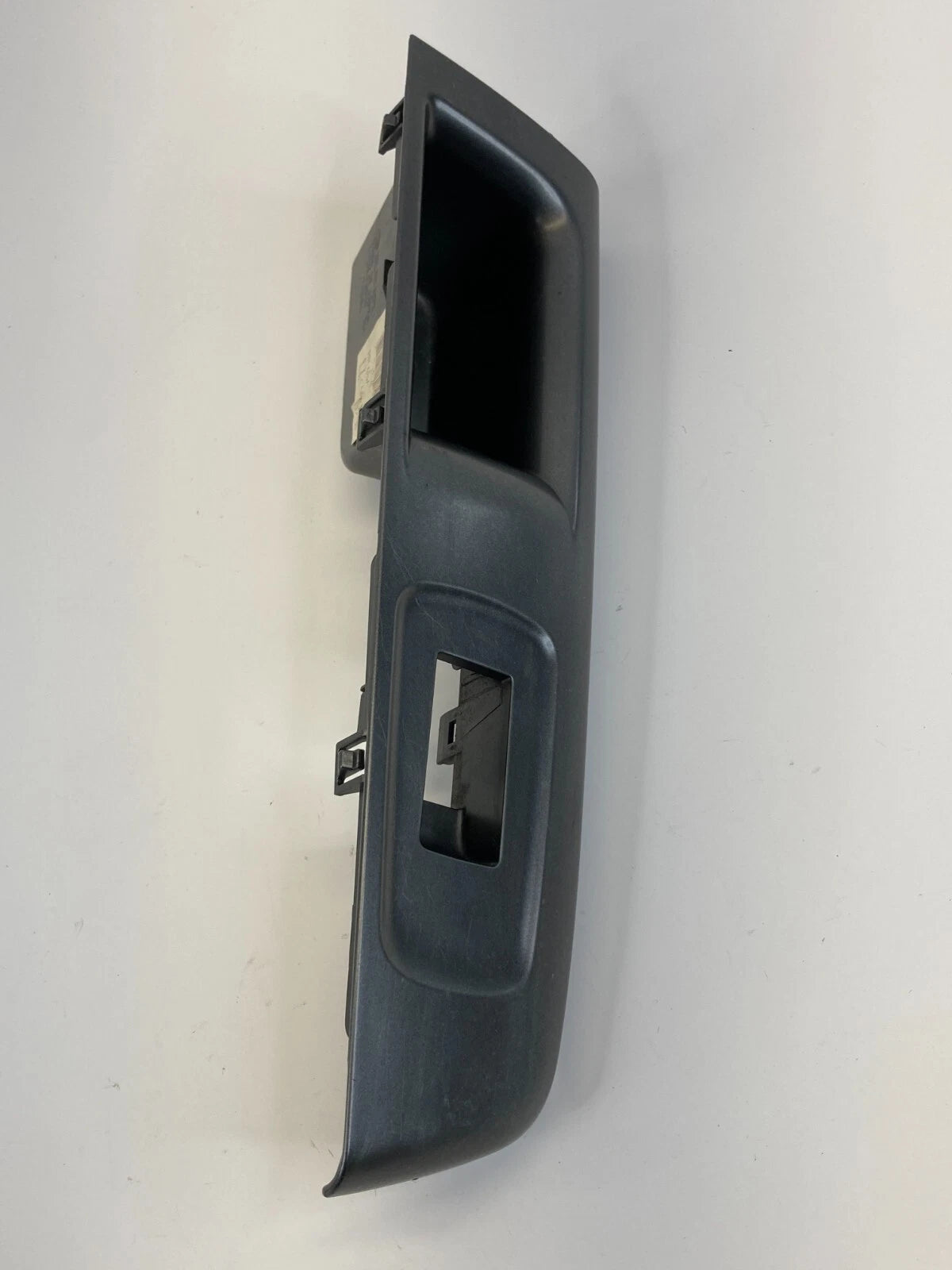 09-11 SUBARU FORESTER REAR RIGHT DOOR WINDOW SWITCH BEZEL TRIM COVER 94266-FG500