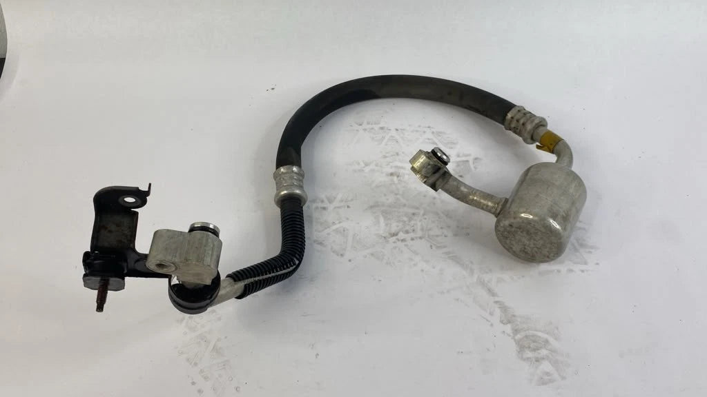 08-10 TOYOTA HIGHLANDER 3.5L REAR AC SUCTION LINE HOSE PIPE REFRIGERANT TUBE OEM