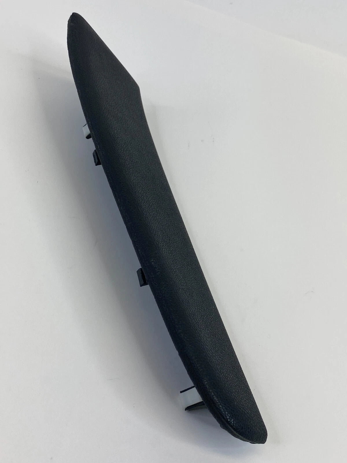 2011-2016 HYUNDAI ELANTRA FRONT RIGHT SIDE DOOR ARMREST ARM REST 82720-3X000 OEM