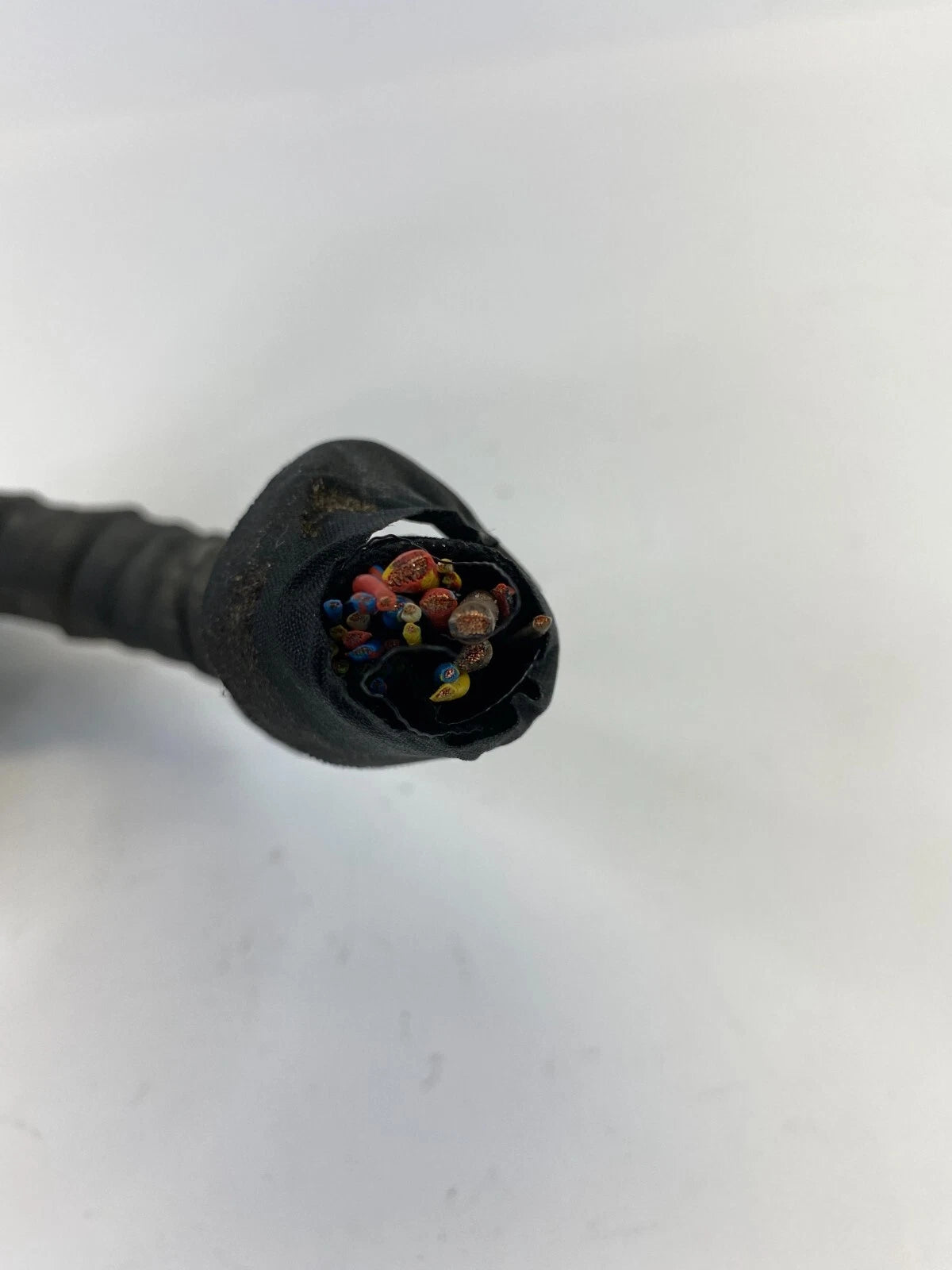 06 07 BMW 530I 3.0L AT ABS ANTI LOCK BRAKE PUMP PLUG CONNECTOR RELAY 1452240-1