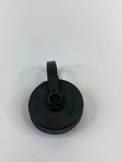 2000-2004 NISSAN XTERRA RADIATOR COOLANT OVERFLOW RESERVIOR CAP ASSEMBLY OEM