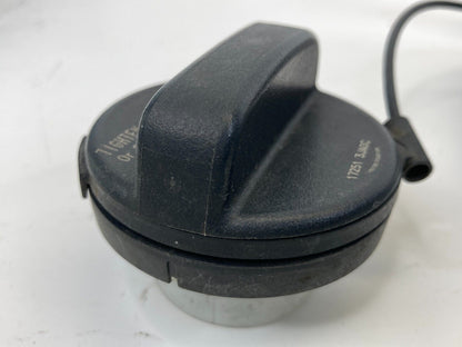 2013-2019 Nissan Sentra 1.8L L4 Fuel Filler Door Tank Gas Lid Cover w/ Cap OEM