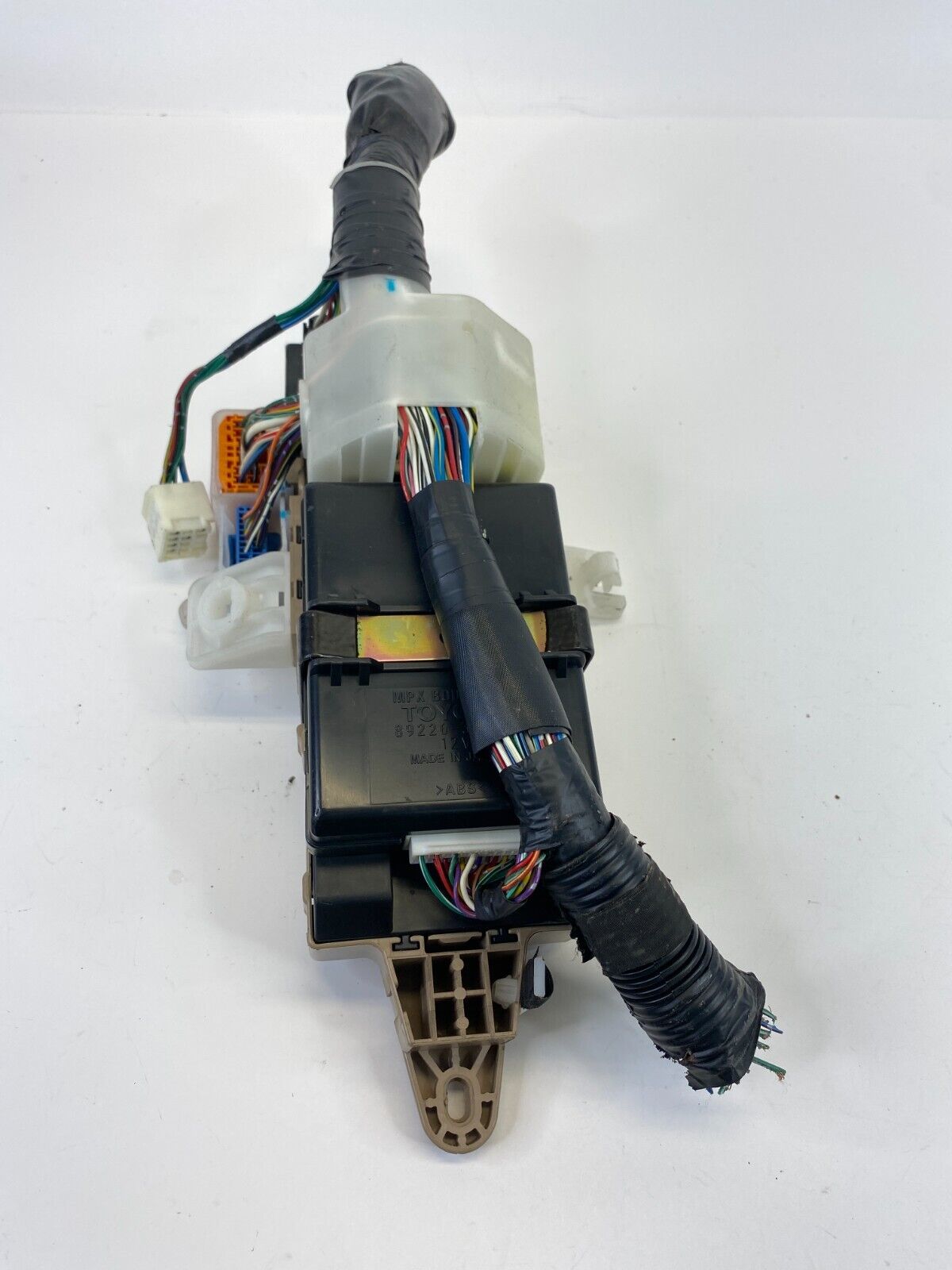 1998-2005 Lexus GS300 Interior Fuse Relay Box Body Control Module 89226-3004 OEM