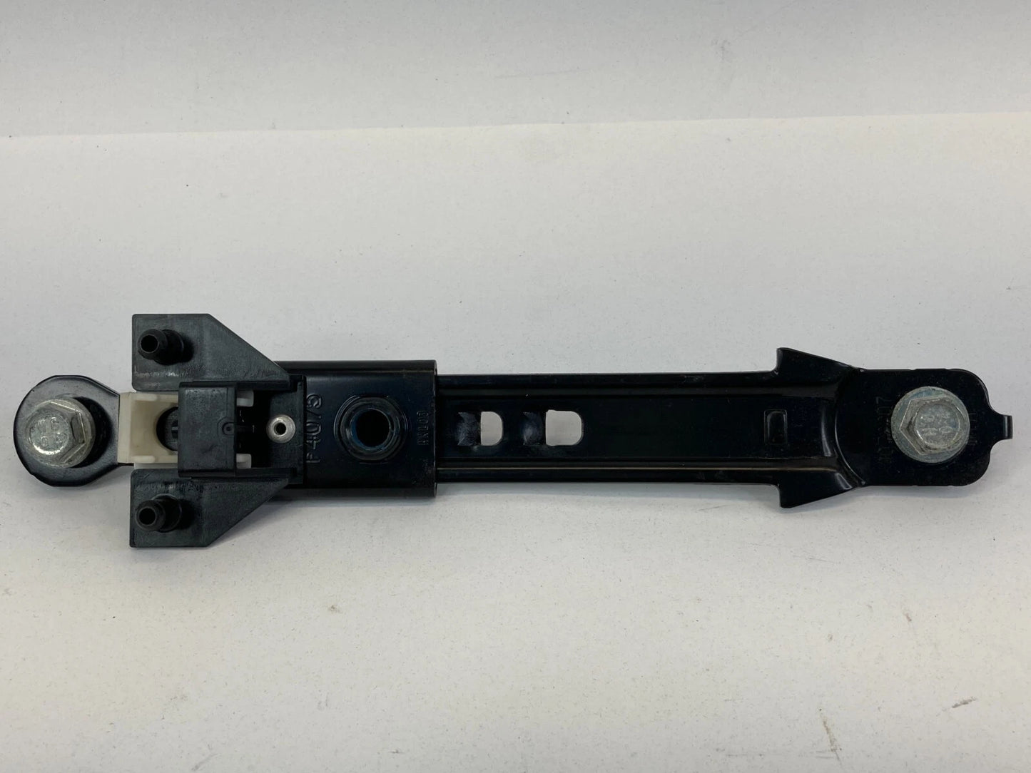 2006-2014 KIA SEDONA FRONT LEFT DRIVER SIDE SEAT BELT HEIGHT ADJUSTER OEM
