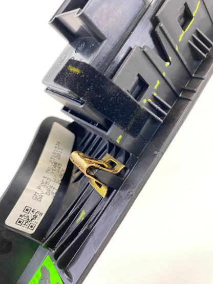 2013-2016 CADILLAC ATS REAR LEFT SIDE WINDOW SWITCH W/BEZEL 23181534 OEM