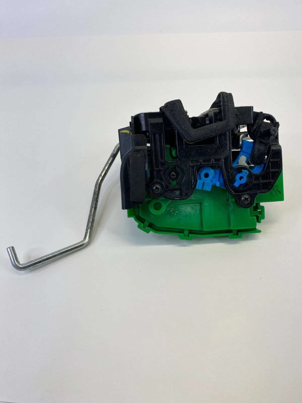 2012-2017 HYUNDAI ACCENT REAR RIGHT SIDE DOOR LOCK LATCH ACTUATOR OEM