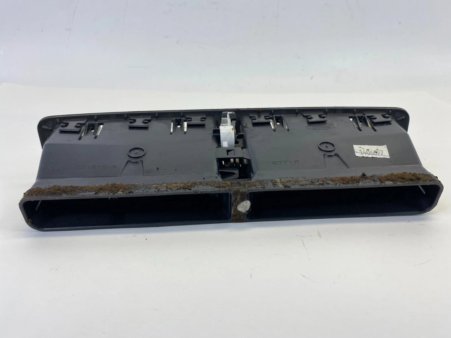 13-19 FORD ESCAPE CENTER DASH AC AIR VENT OUTLET GRILLE DUCT CJ54-S01815-A OEM