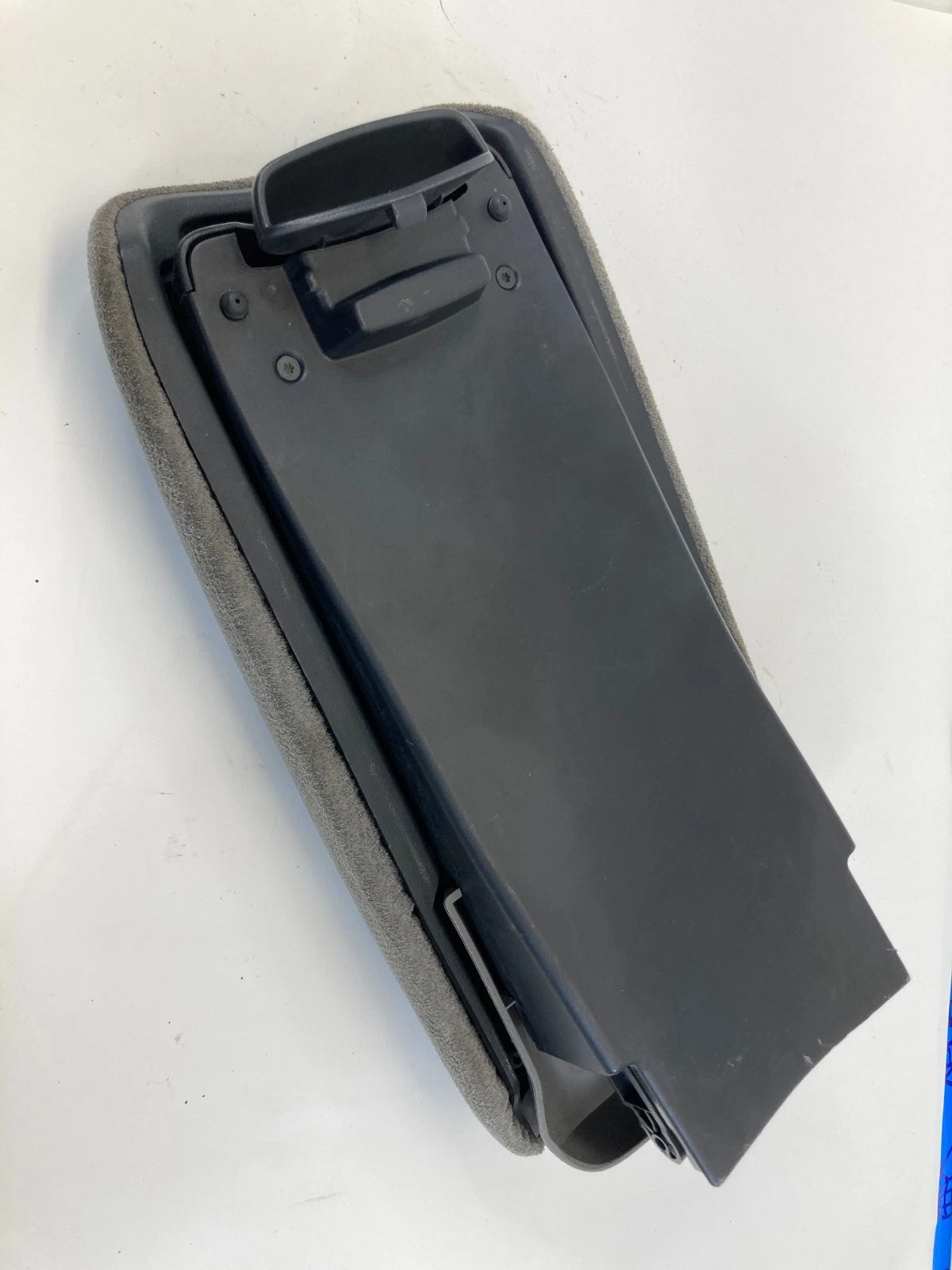 2006-2008 HONDA CIVIC SEDAN CENTER CONSOLE LID ARMREST ASSEMBLY OEM