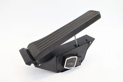 10-16 MERCEDES E350 E250 THROTTLE ACCELERATOR GAS PEDAL ASSEMBLY A2043000004