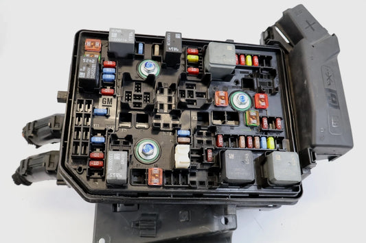 2016-2018 CHEVROLET CRUZE 1.4 TURBO ENGINE FUSE BOX COMPARTMENT BLOCK 42571925