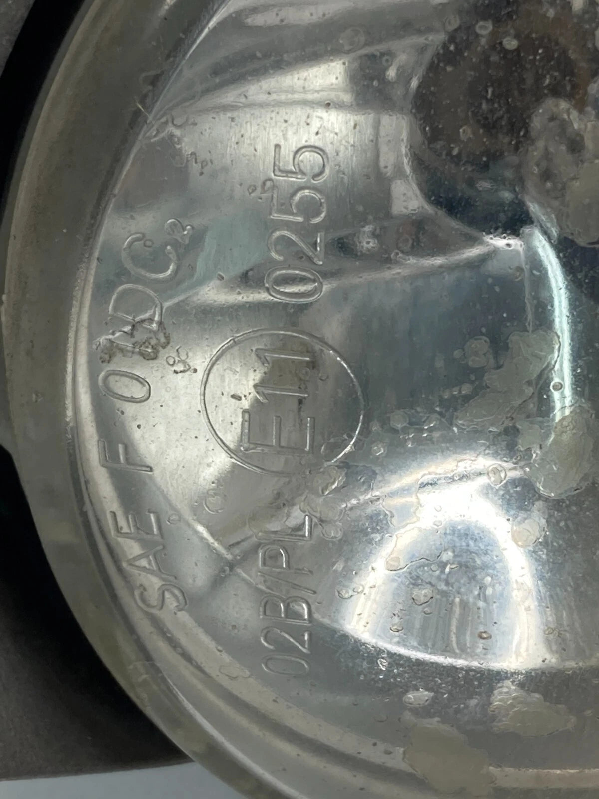 01-06 CHRYSLER SEBRING CONVERTIBLE FRONT RIGHT PASSENGER SIDE FOG LIGHT LAMP OEM