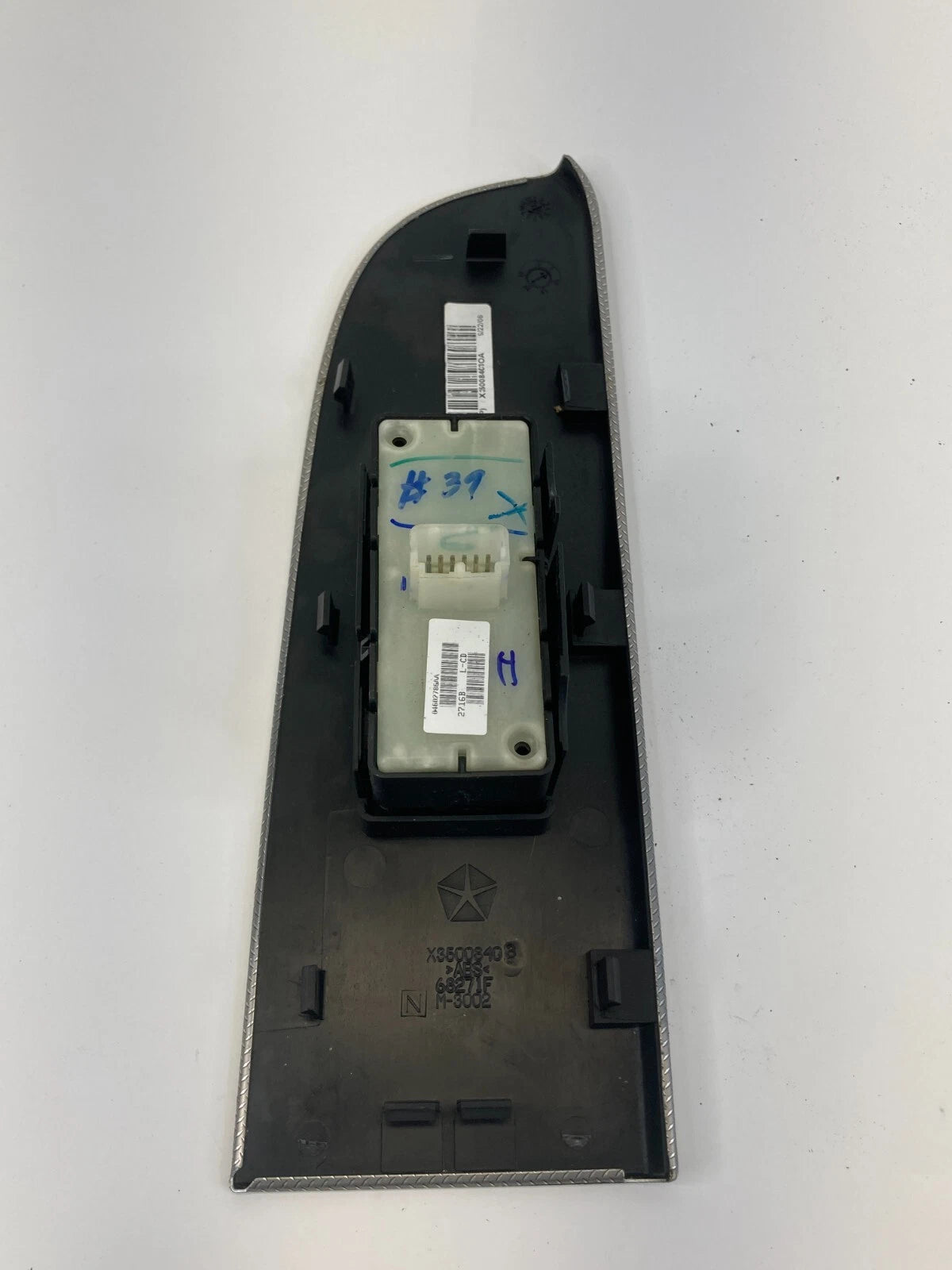 2007-2010 JEEP COMMANDER FRONT RIGHT PASSENGER WINDOW SWITCH 04602786AA OEM