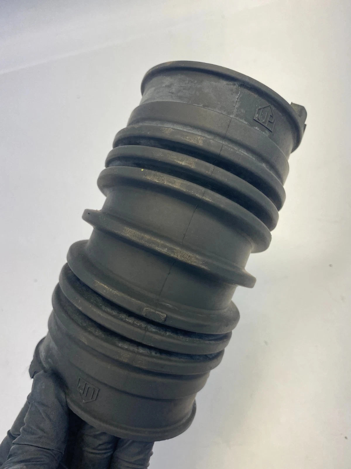 06-11 HONDA CIVIC COUPE 1.8L AIR CLEANER INTAKE HOSE TUBE DUCT TO RESONATOR OEM