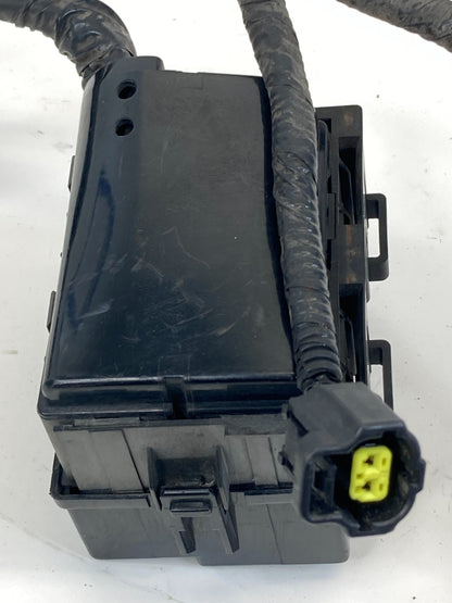 1998 1999 2000 2001 2002 Lincoln Town Car 4.6L AT Junction Relay Fuse Box Block