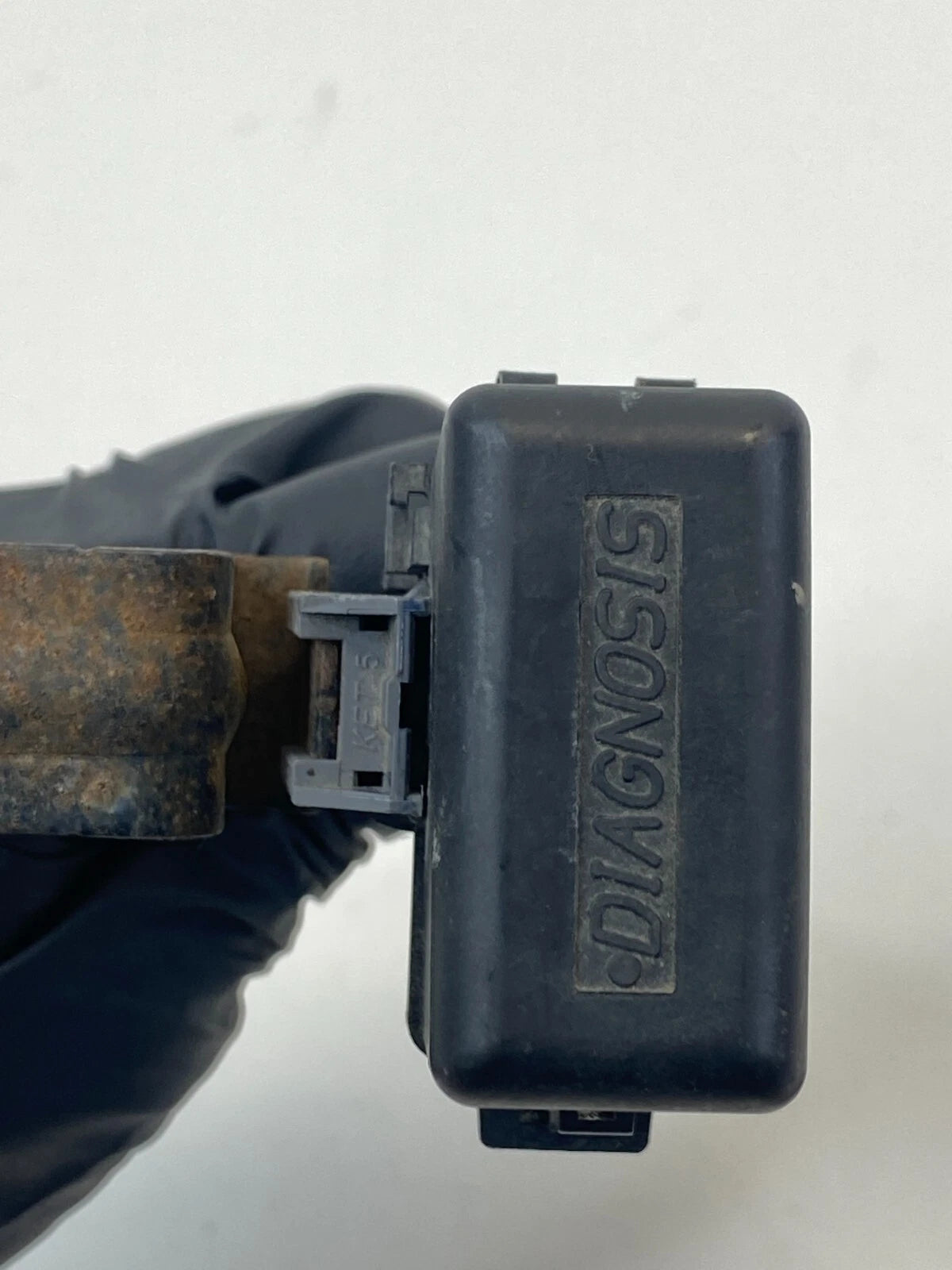 2011-2014 HYUNDAI SONATA 2.4L DIAGNOSTIC PLUG PORT SOCKET CONNECTOR MG632867 OEM