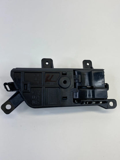 2009-2011 KIA BORREGO REAR LEFT INNER INTERIOR DOOR HANDLE 82613-2J000 OEM
