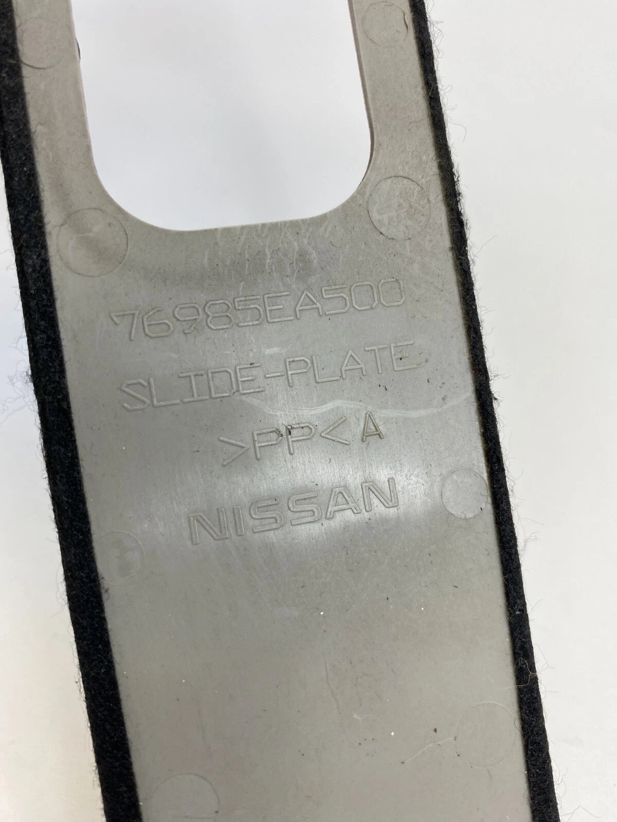 2005-2015 NISSAN XTERRA LEFT SIDE UPPER CENTER PILLAR TRIM PANEL 76985EA500 OEM