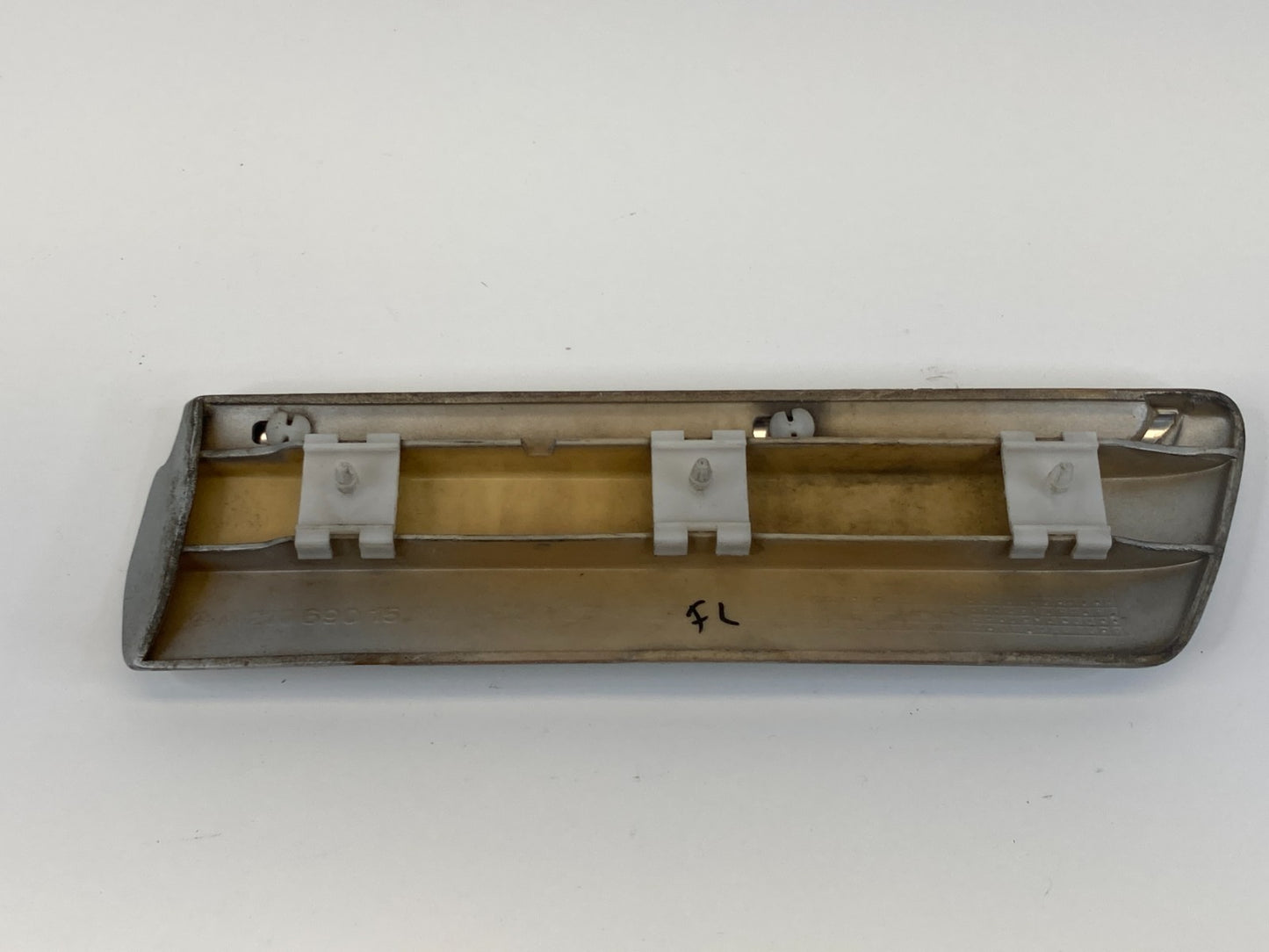 1999 Mercedes-Benz E430 Front Left Driver Fender Molding Trim 2106901562 OEM