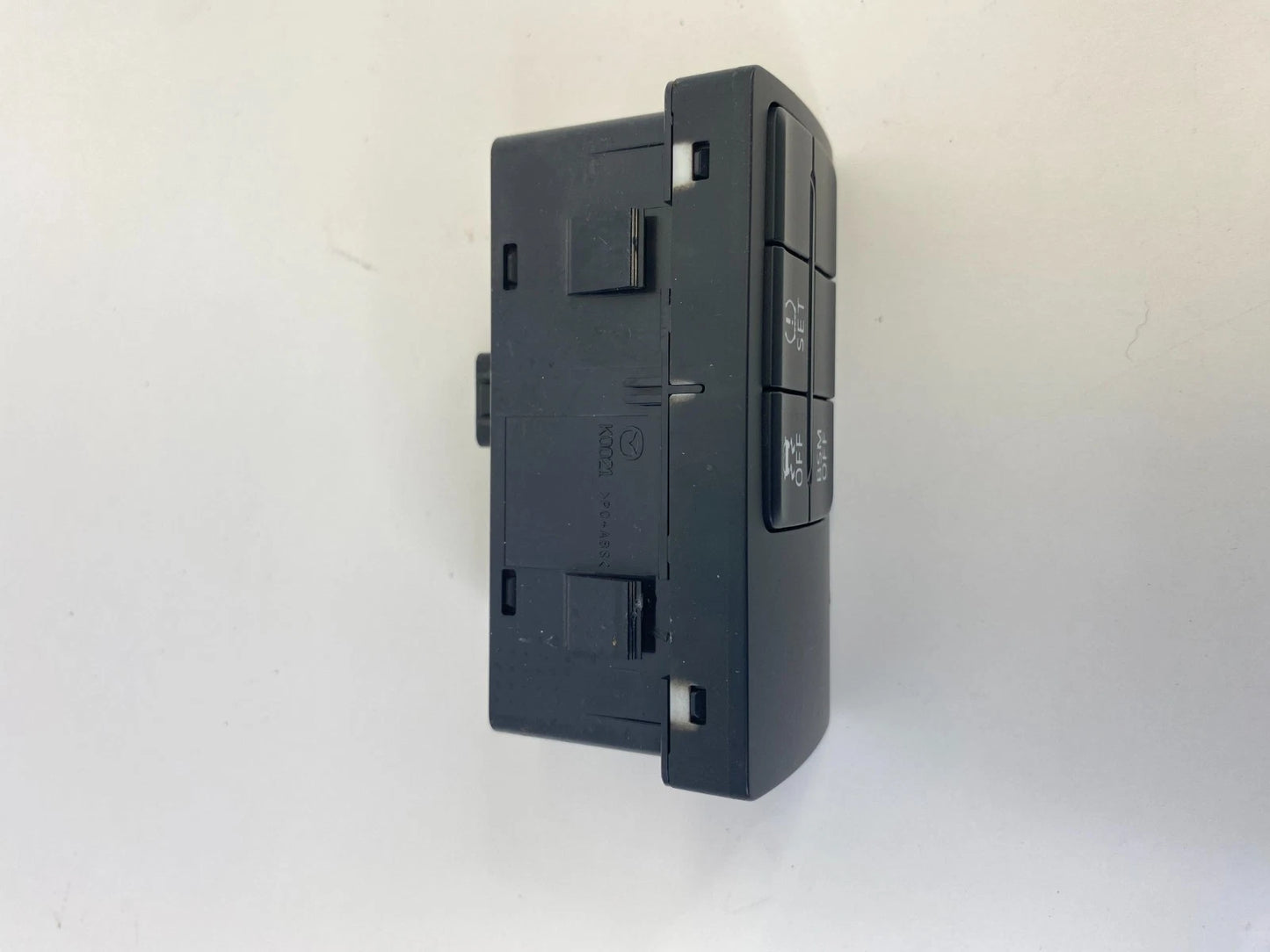 2014-2016 MAZDA 3 MAZDA3 BSM TIRE PRESSURE AND TRACTION CONTROL SWITCH ASSY OEM