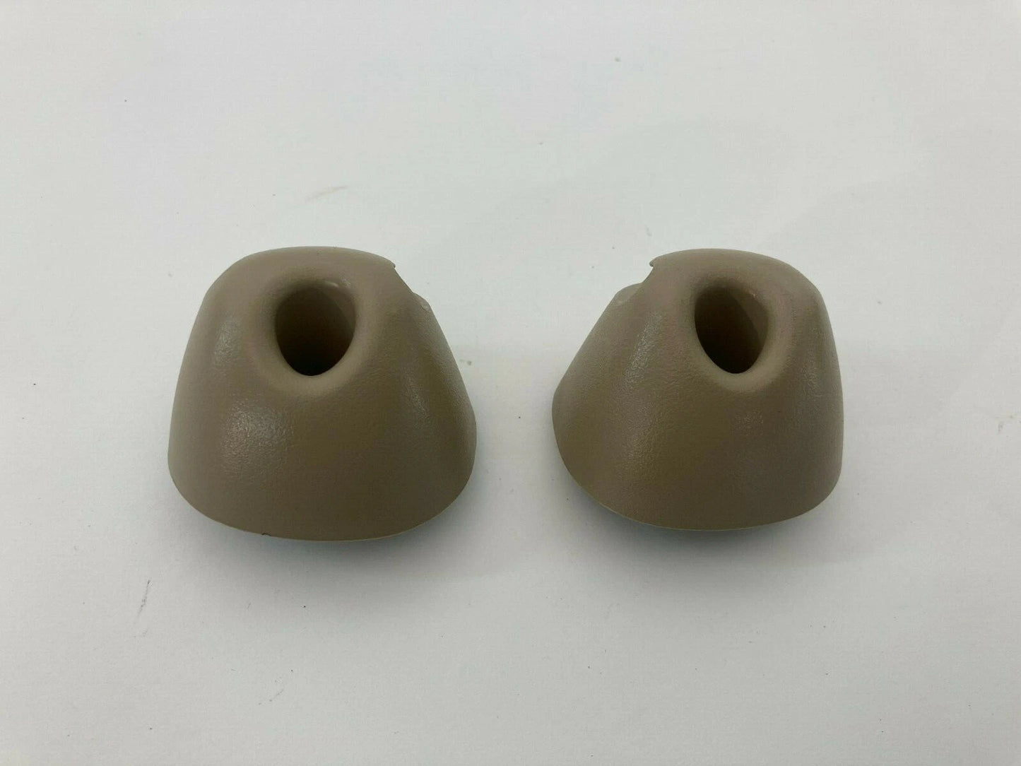 2003 2004 2005 2006 ISUZU ASCENDER SUNVISOR SUN VISOR CLIP HOLDER RETAINER OEM