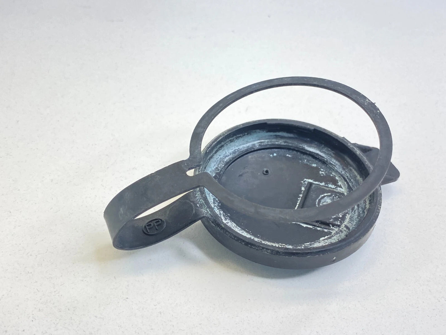 2005-2007 FORD FIVE HUNDRED WINDSHIELD WIPER WASHER FLUID RESERVOIR CAP COVER