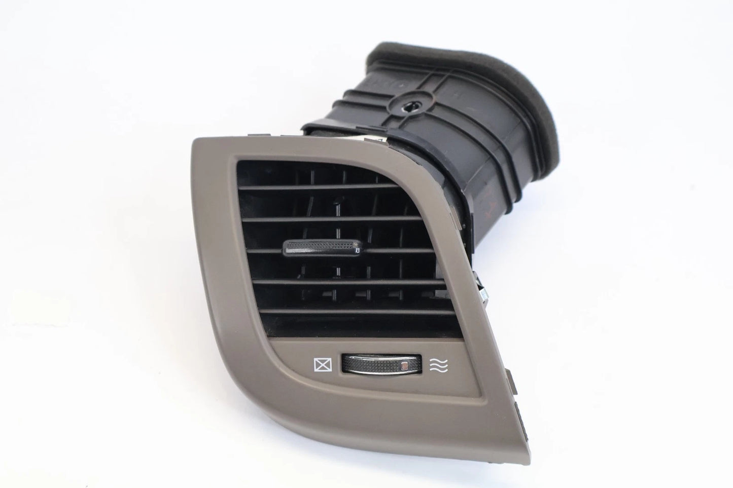 2011-2014 HYUNDAI ACCENT DASH LEFT DRIVER SIDE AIR VENT GRILLE OEM 97460-1R000