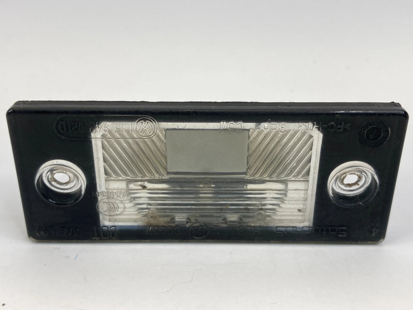 2009-2014 VOLKSWAGEN TIGUAN REAR LEFT OR RIGHT LICENSE PLATE LIGHT ASSEMBLY OEM