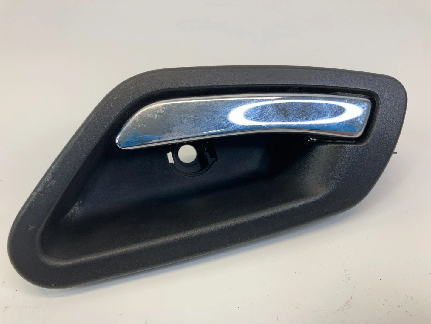 2005-2010 PONTIAC G6 SDN REAR LEFT SIDE INNER INTERIOR DOOR HANDLE 4140-1XXX OEM