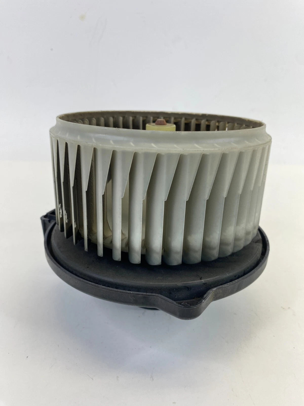 2007-2009 CADILLAC SRX HVAC AC A/C HEATER AND HVAC BLOWER MOTOR AY272700-5260