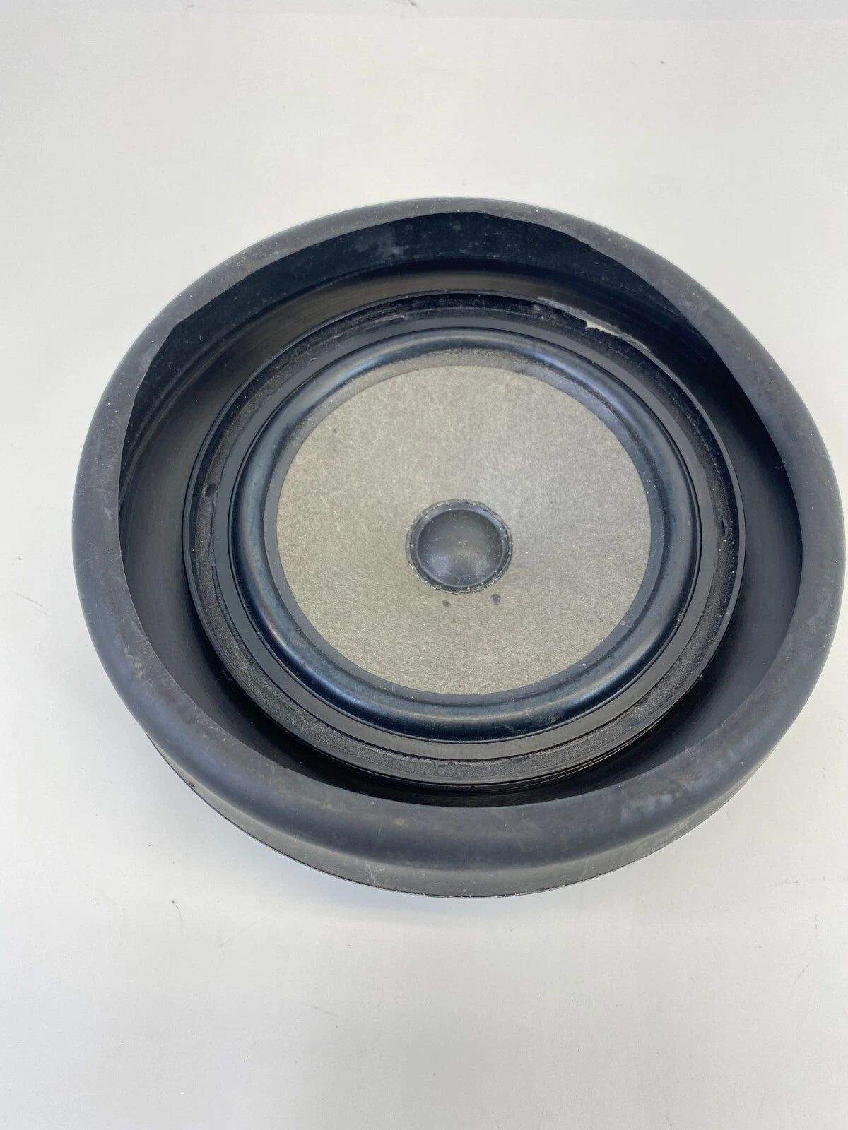 2003-2010 VW NEW BEETLE REAR LEFT OR RIGHT SIDE AUDIO SPEAKER 1C0-035-411-F OEM