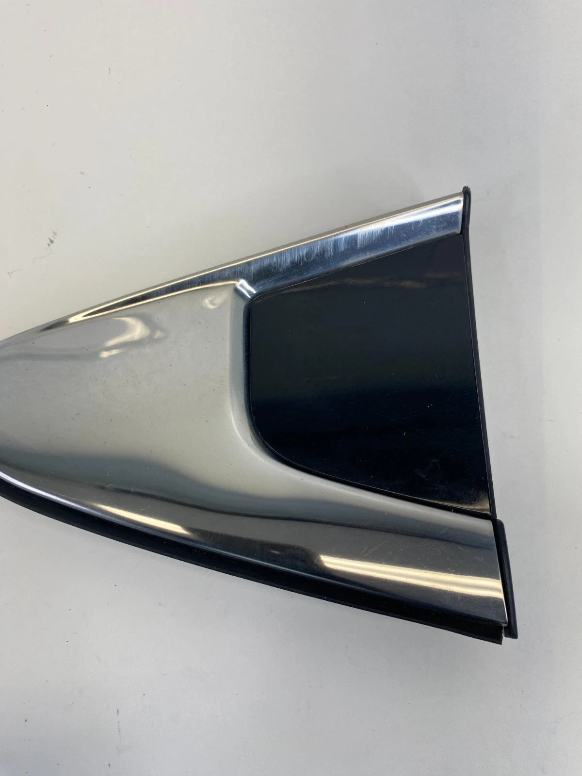 13-19 Ford Police Interceptor Sedan Rear Left Quarter Panel Corner Trim Molding