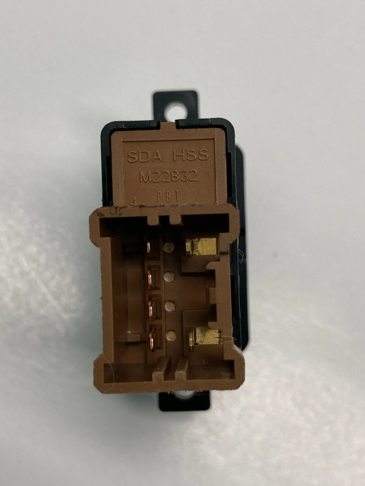 2004 2005 2006 2007 2008 ACURA TL CENTER CONSOLE HEATED CONTROL SWITCH M228311