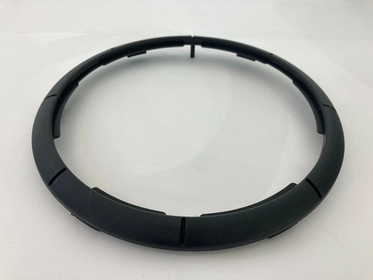 2003-2009 KIA SORENTO FRONT RH PASSENGER DOOR SPEAKER COVER TRIM OEM 823113E000