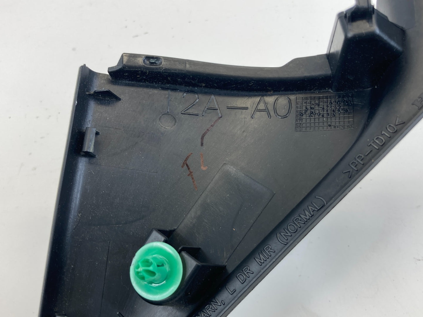 2013-2017 Honda Accord Left Side Interior Door Corner Cover Trim 76270-T2A-A010