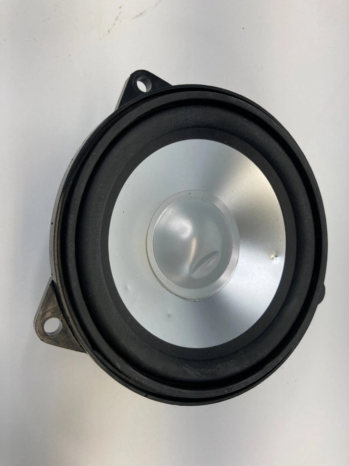 2009-2011 LAND ROVER RANGE ROVER SPORT REAR RIGHT DOOR SPEAKER AUDIO XQM000400