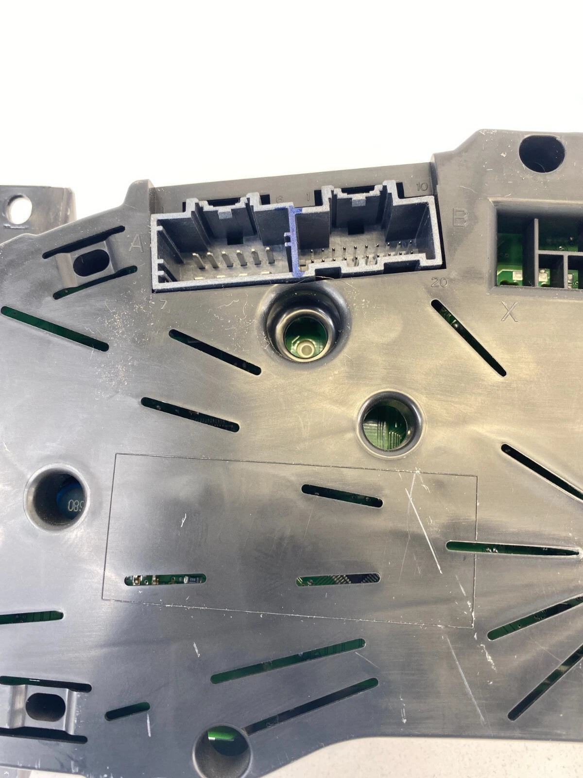 2010 CHRYSLER TOWN & COUNTRY SPEEDOMETER INSTRUMENT GAUGE CLUSTER 265K 5172805AG