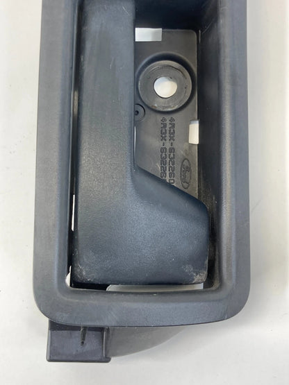 2005-2009 FORD MUSTANG FRONT RIGHT PASSENGER SIDE INTERIOR DOOR HANDLE OEM