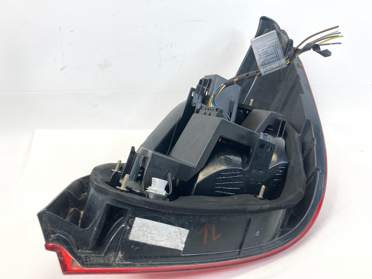 2006 2007 BMW 530xi Sedan Rear Left Driver Side Tail Light Taillight 7165739