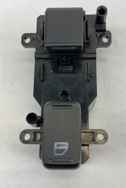2003-2007 HONDA ACCORD FRONT RIGHT PASSENGER DOOR WINDOW LOCK SWITCH M22699