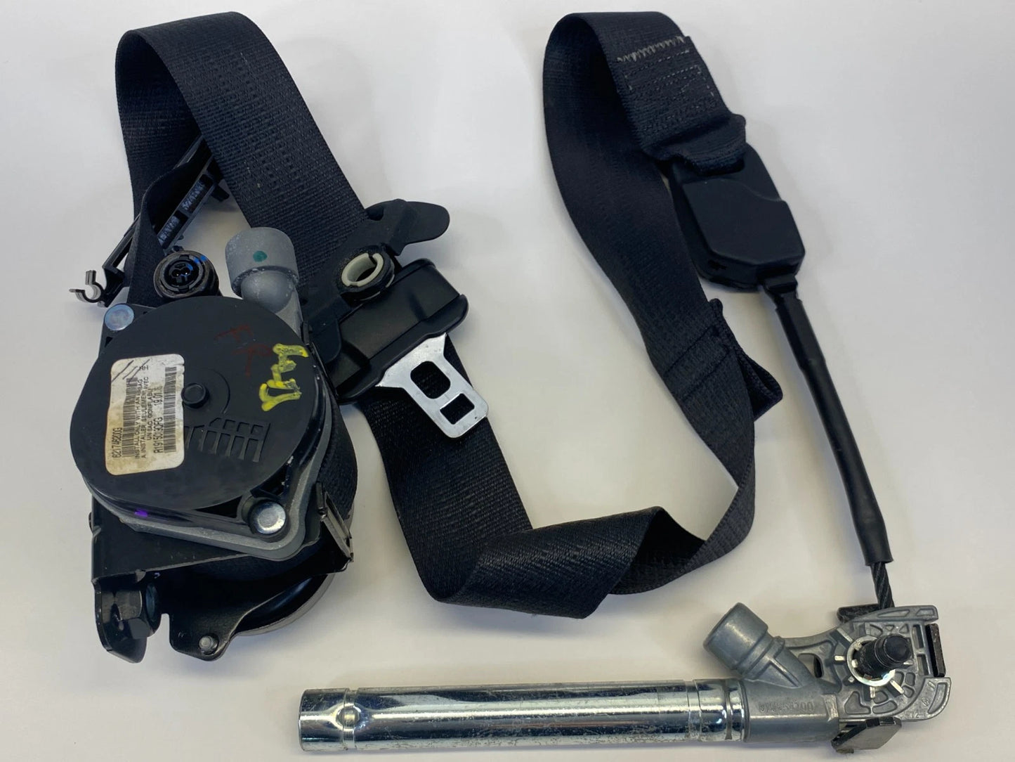 15-17 CHRYSLER 200 FRONT RIGHT SIDE SEAT BELT RETRACTOR PRETENSIONER 621746200G