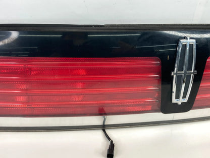 2007-2010 LINCOLN MKX CENTER TAILGATE TAIL LIGHT PANEL ASSY 7A1Z-13A565A OEM
