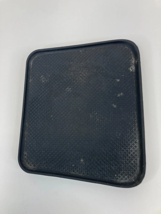 2011-2013 KIA SORENTO CENTER CONSOLE TRAY RUBBER MAT PAD OEM FACTORY 84634-1U000