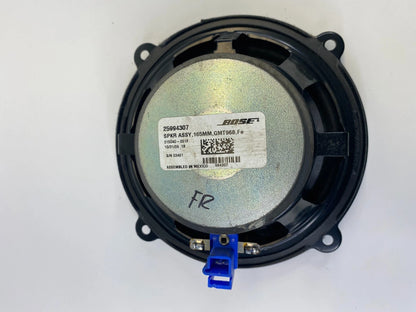10-17 CHEVY TRAVERSE 10-16 GMC ACADIA FRONT RIGHT PASS DOOR SPEAKER 25994307