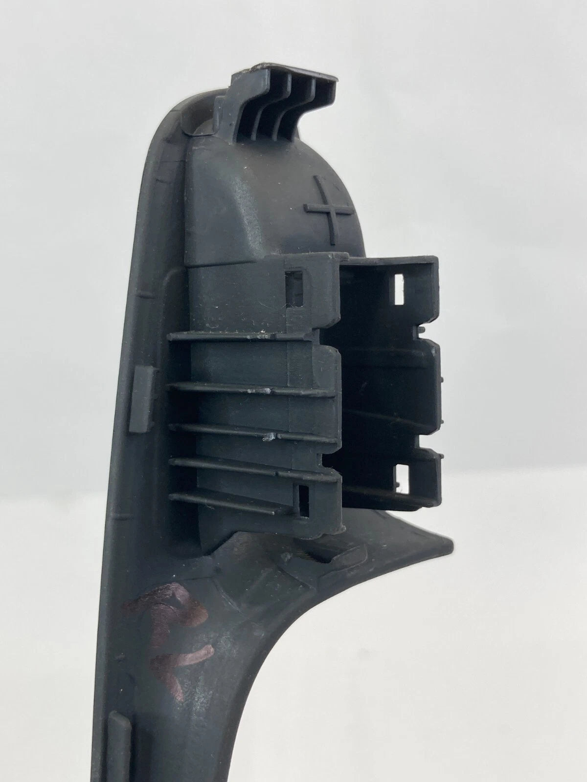 2013-2018 VOLKSWAGEN JETTA REAR LEFT SIDE DOOR POWER WINDOW SWITCH BEZEL OEM