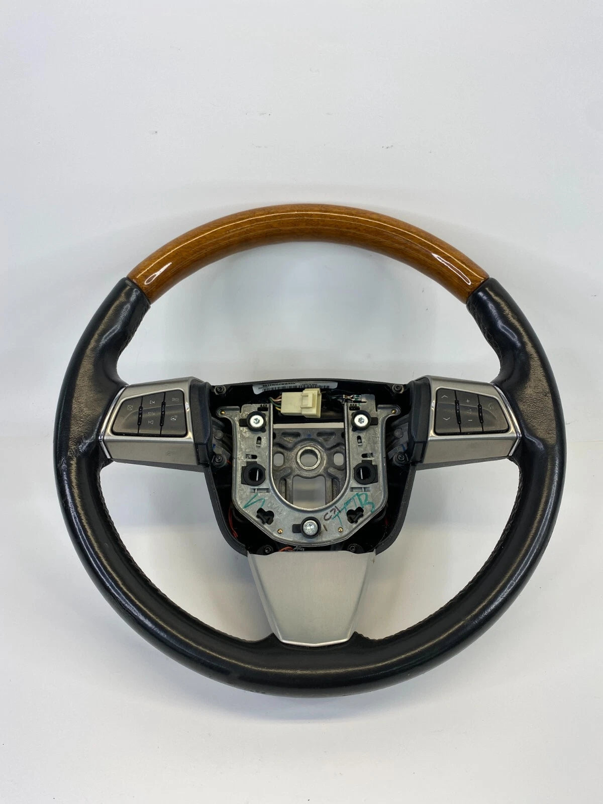 2011 CADILLAC STS SEDAN STEERING WHEEL W/ CRUISE CONTROL RADIO SWITCHES 20857831