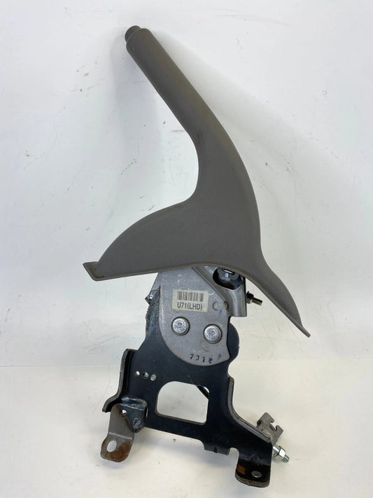 2006-2009 HYUNDAI TUCSON EMERGENCY PARKING BRAKE HANDLE LEVER ASSY GRAY OEM